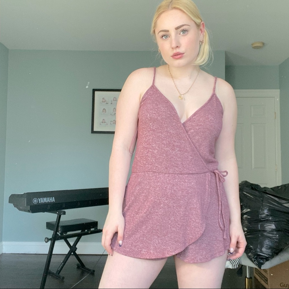 Express - Pink Flowy Romper - Small